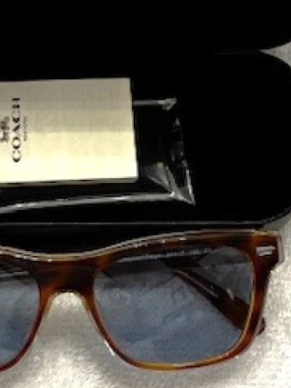 Coach tortoiseshell sunglasses with black logo case NWOT - Picture 8 of 9